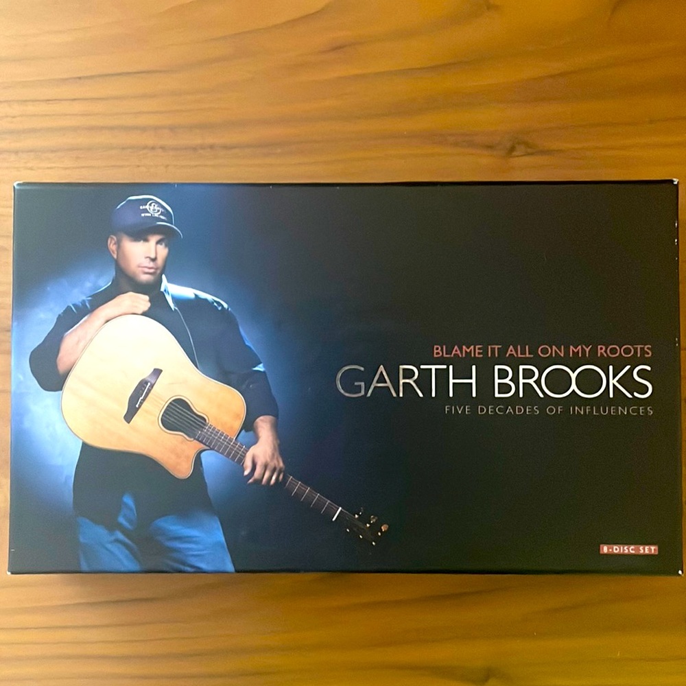 Garth Brooks Blame it all on my roots 8 disc set